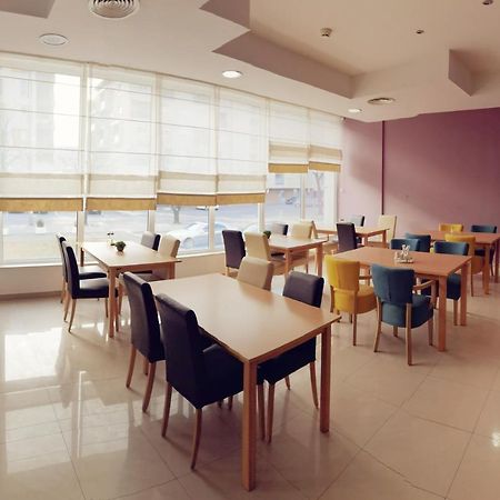 Student Hotel モスタル エクステリア 写真