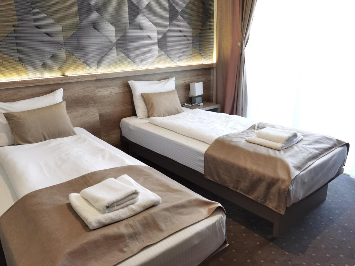 Student Hotel モスタル エクステリア 写真