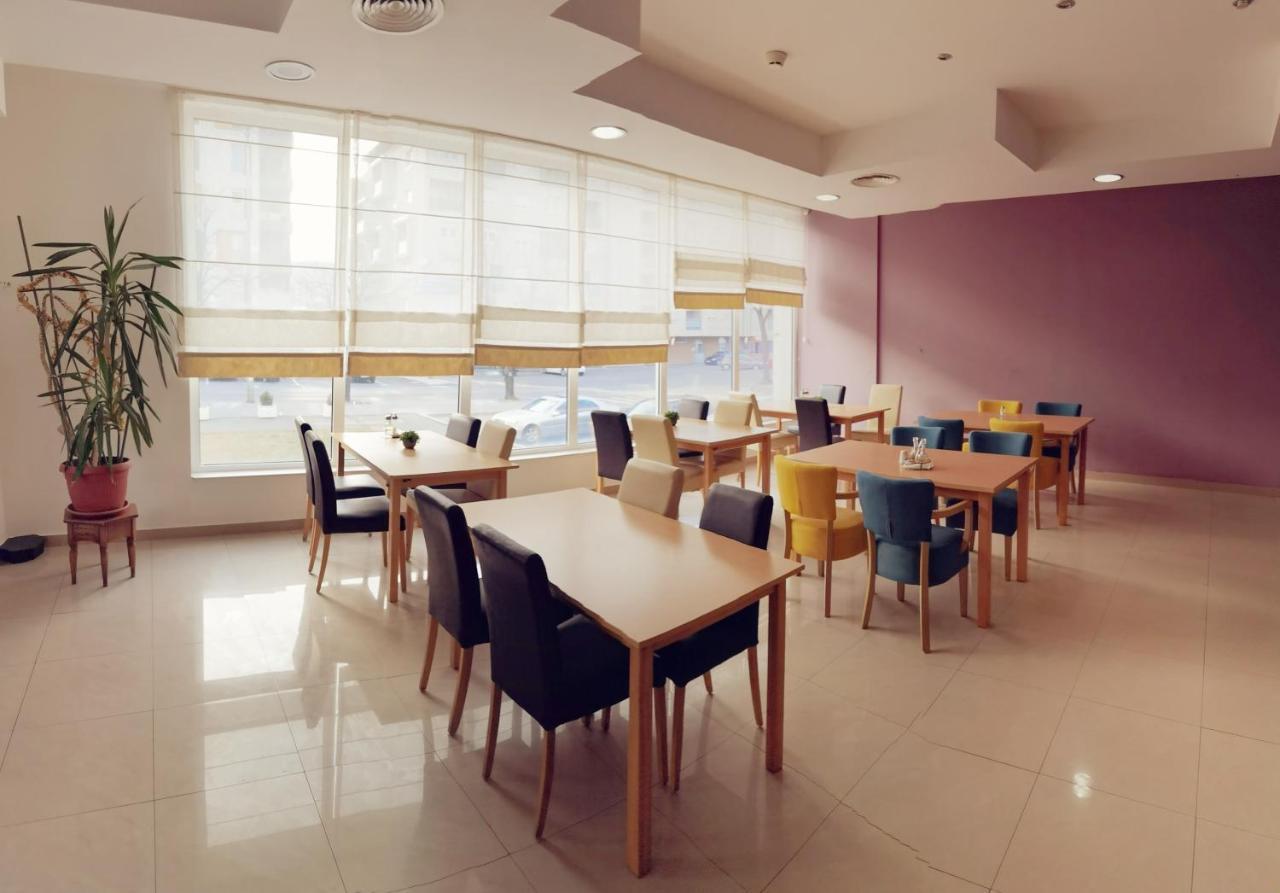 Student Hotel モスタル エクステリア 写真