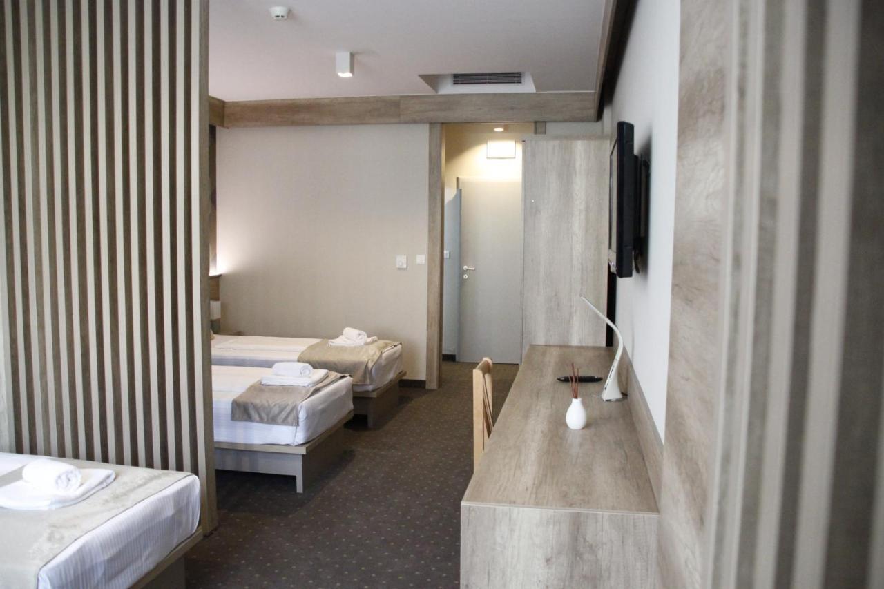 Student Hotel モスタル エクステリア 写真